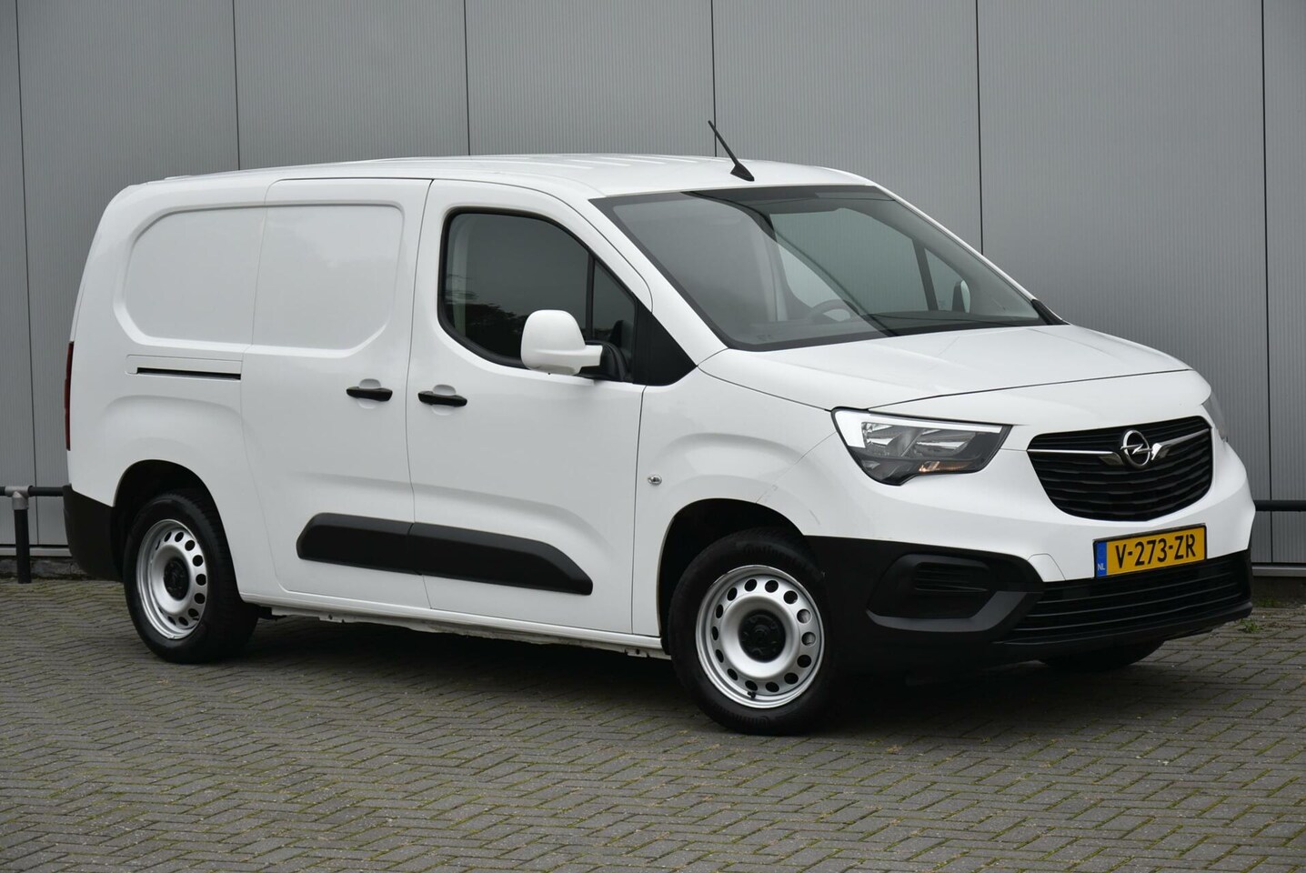 Opel Combo - 1.6D L2H1 XL E6 Airco Cruise Trekhaak inrichting - AutoWereld.nl