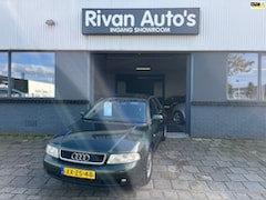 Audi A4 - 1.6 ADVANCE