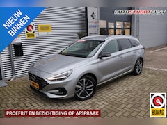 Hyundai i30 Wagon - 1.5 T-GDi M-Hybride Premium 160PK|Trekhaak|Camera|Stoel-Verwarming|Lane-Assist|Stoelventil