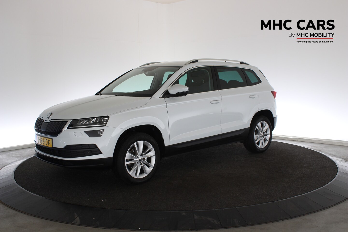 Skoda Karoq - 1.5 TSI ACT Business Edition | Trekhaak | Clima | Camera | - AutoWereld.nl