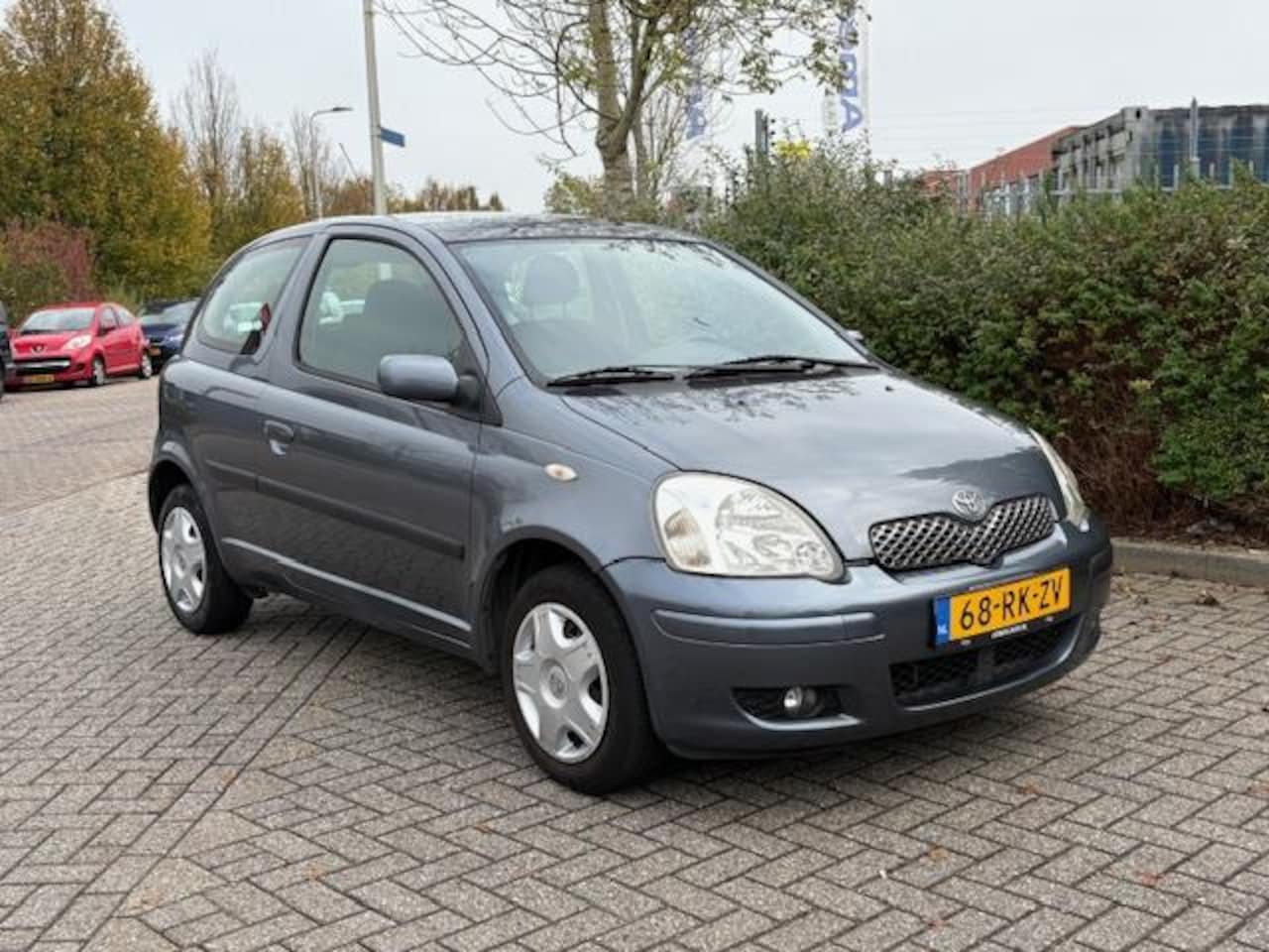 Toyota Yaris - 1.0 VVT-i S-Line MMT 1.0 VVT-i S-Line MMT - AutoWereld.nl