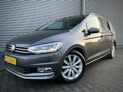 Volkswagen Touran - 1.4 TSI Highline 7 Persoons