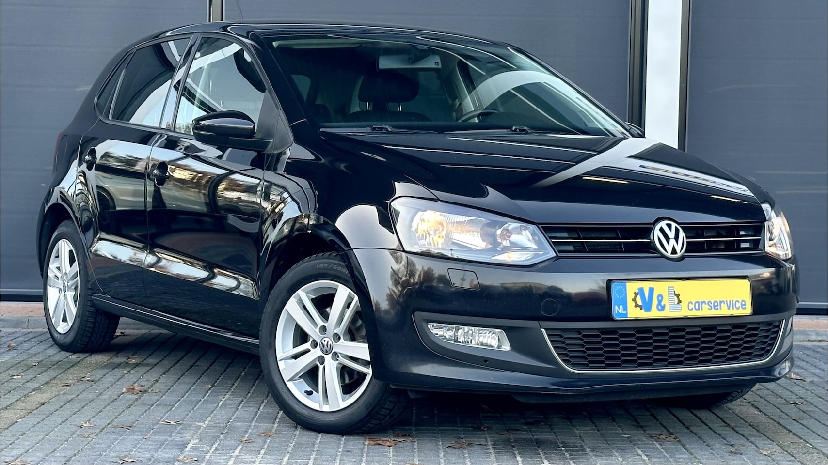 Volkswagen Polo - 1.2 TSI Highline Stoelverwarming / Climatecontrol / PDC / Cruis - AutoWereld.nl