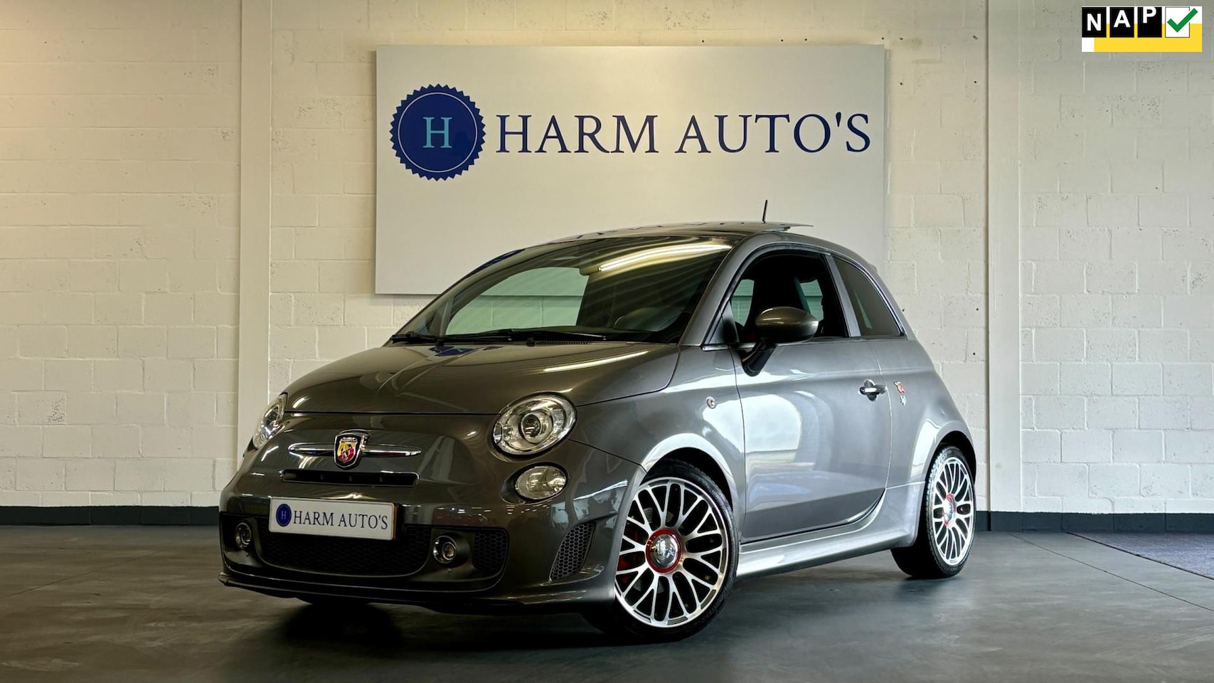 Fiat 500 Abarth - 1.4 T-Jet Turismo 160pk Pano/Xenon/Volleer/PDC - AutoWereld.nl