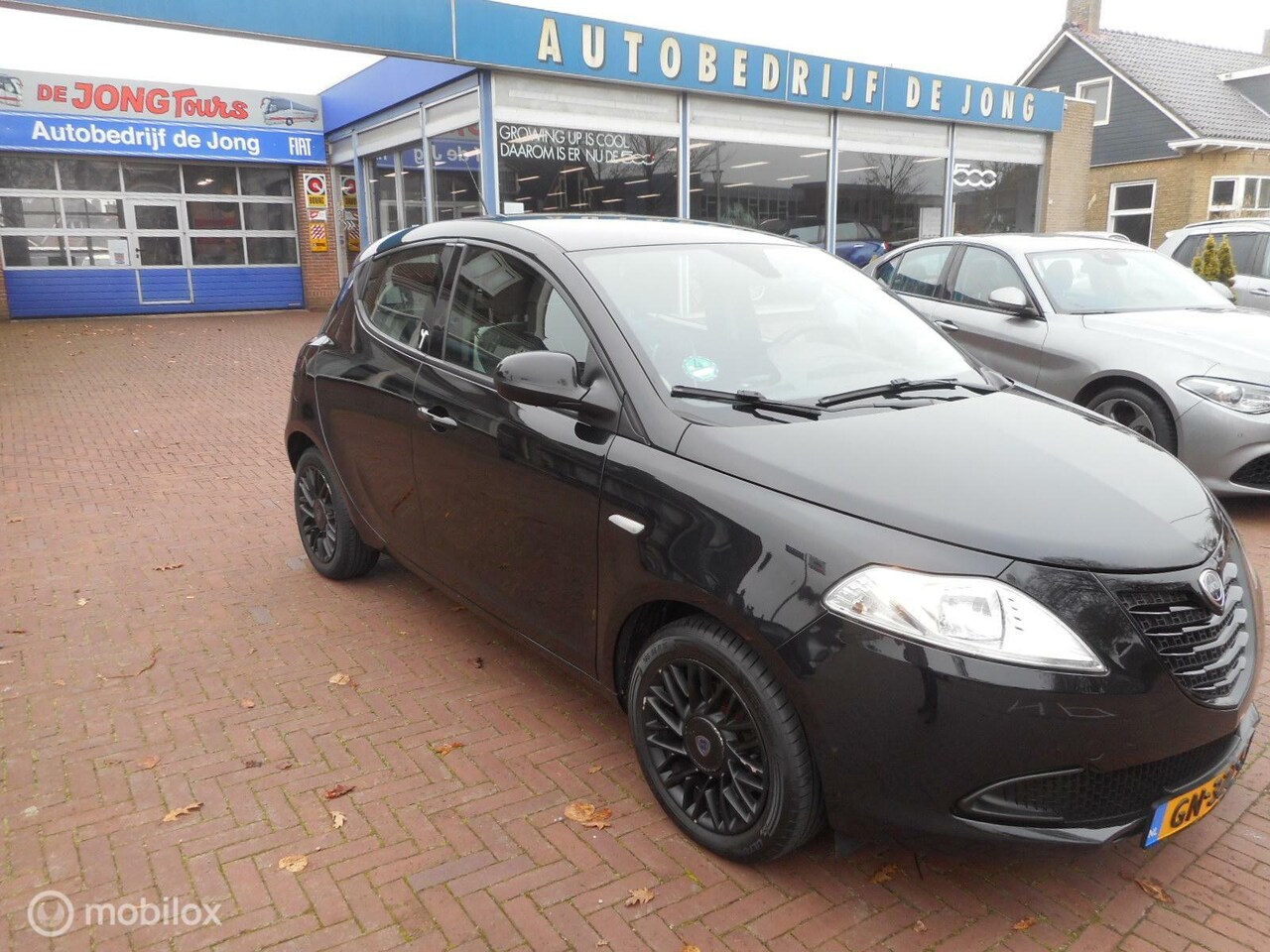 Lancia Y(psilon) - Ypsilon TwinAir Turbo 80 Elefantino Plus - AutoWereld.nl