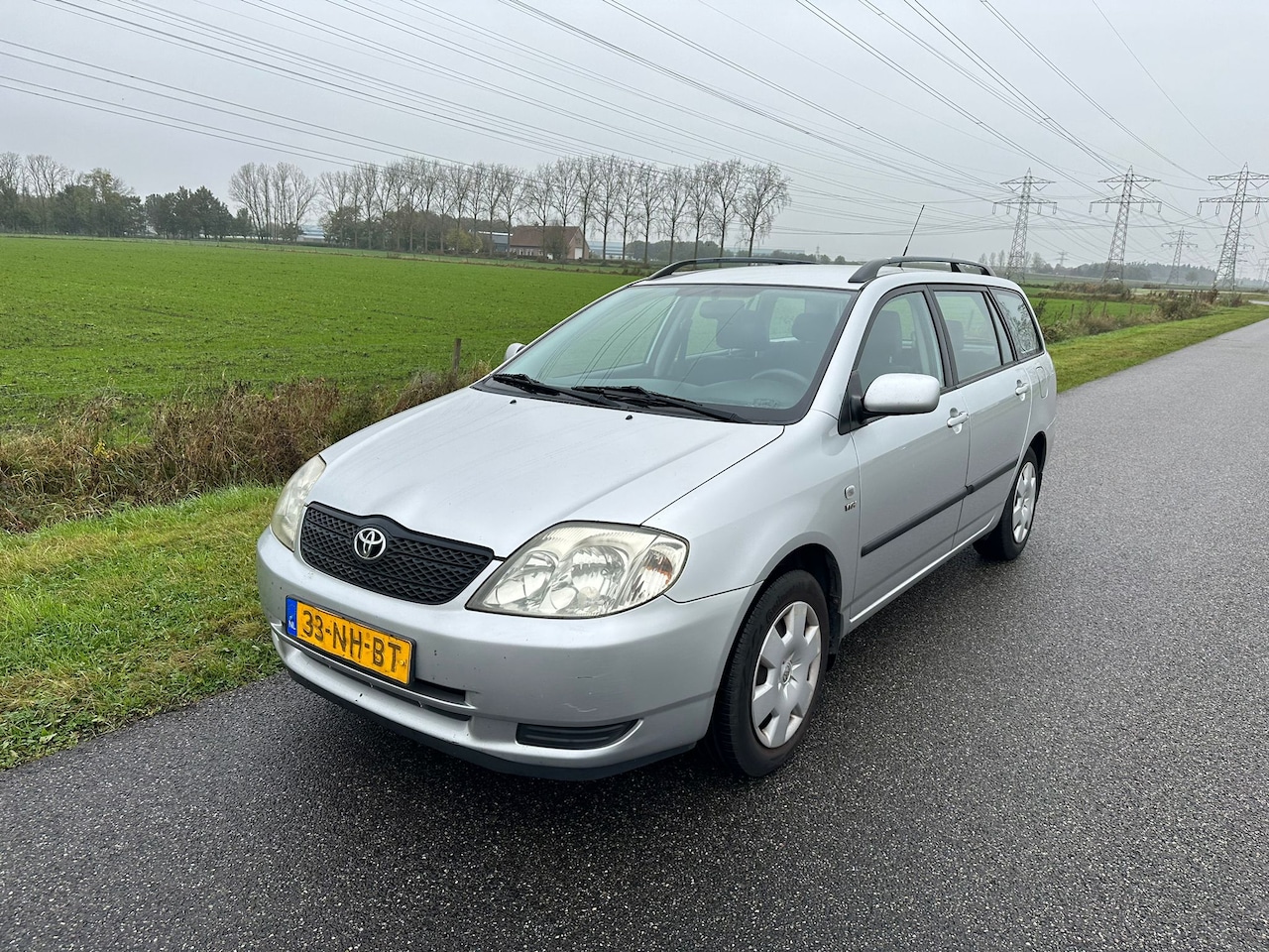 Toyota Corolla Wagon - 1.6 VVT-i Linea Terra AIRCO / TREKHAAK / DEALER ONDERHOUDEN / NAP ! - AutoWereld.nl