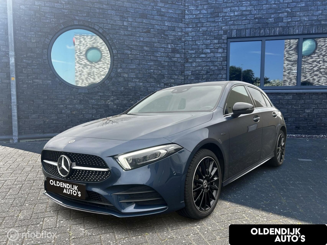 Mercedes-Benz A-klasse - 250 e Premium 250 e Premium - AutoWereld.nl