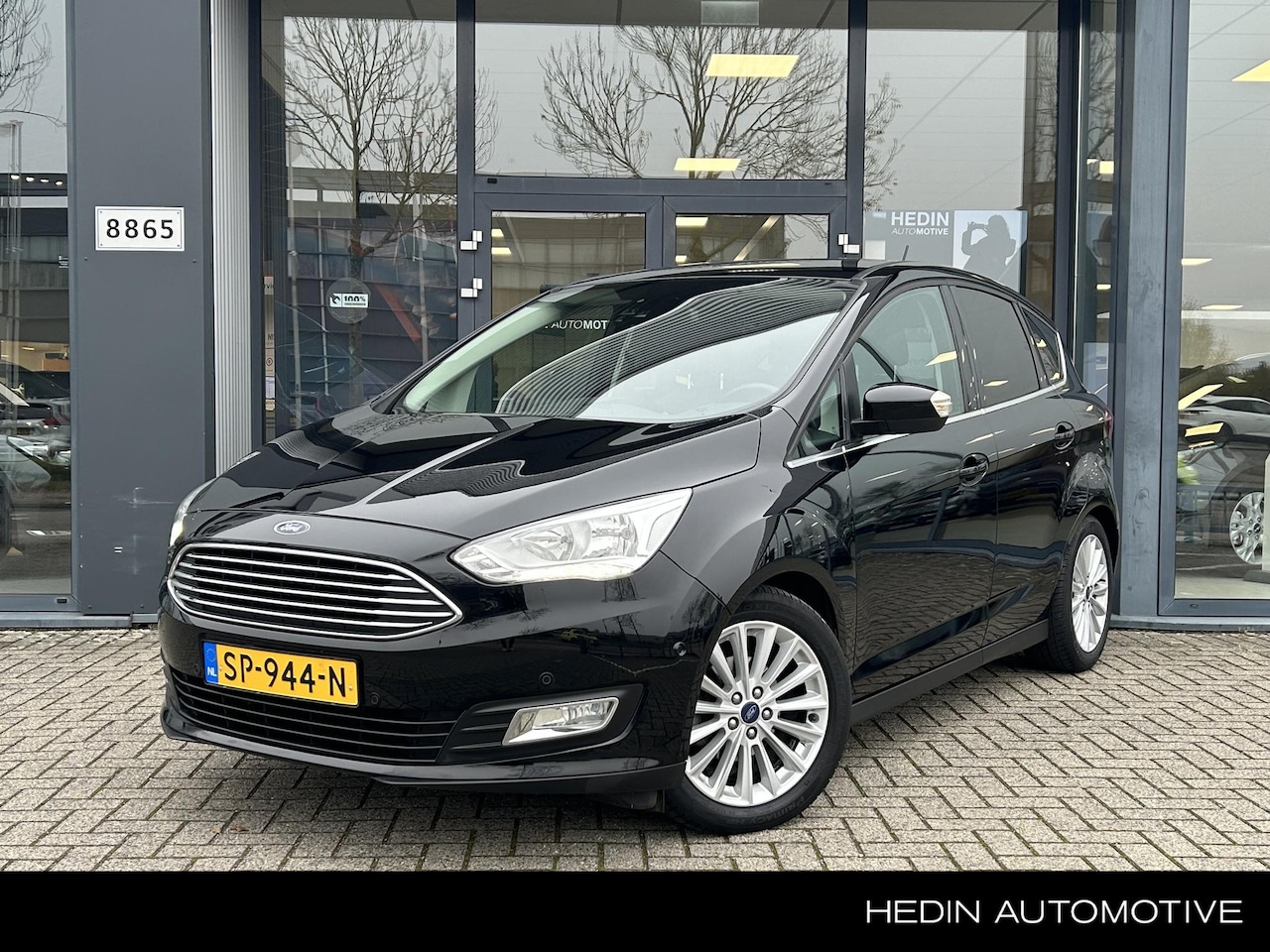 Ford C-Max - 1.0 Titanium | Navigatie | Elektr. achterklep | Trekhaak - AutoWereld.nl