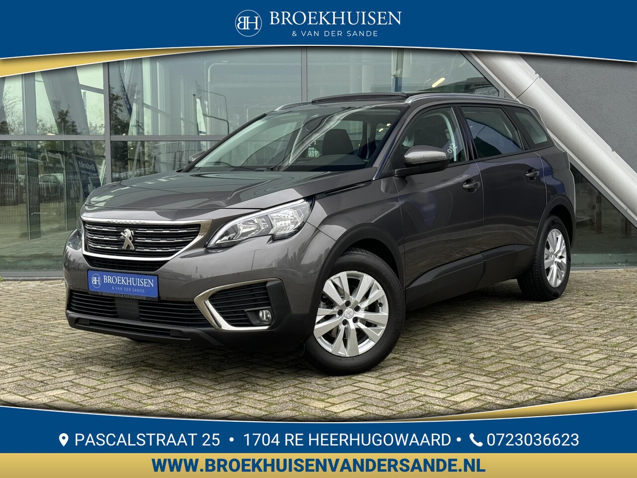 Peugeot 5008 - 1.2 PureTech Allure 131pk Automaat / Panoramadak / Camera / Trekhaak - AutoWereld.nl