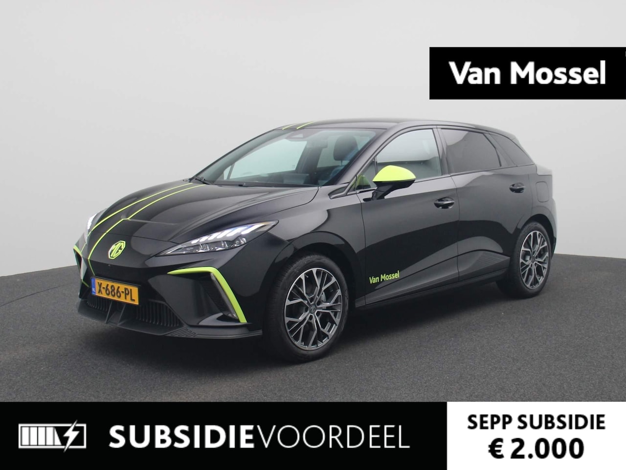 MG 4 - Long Range Luxury 64 kWh | Speciale Striping | 18'' Velgen | Navigatie | 360 Camera | Led - AutoWereld.nl