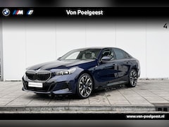 BMW 5-serie - Sedan 530e M-Sport / 20 inch / Panoramadak / Trekhaak / 4 zone Airco / Comfort Acces / Sel