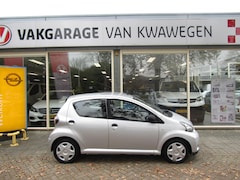 Toyota Aygo - 1.0 12V VVT-I 5 deurs Airco Elec. ramen c.v