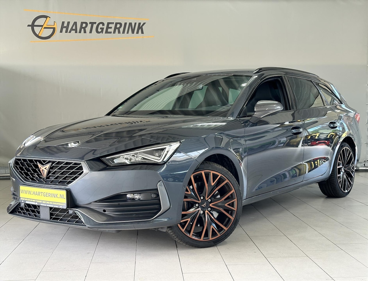 CUPRA Leon Sportstourer - 1.4 e-Hybrid 245pk DSG-6 Copper Edition *Navi/ECC/A-Cruise/PDC - AutoWereld.nl