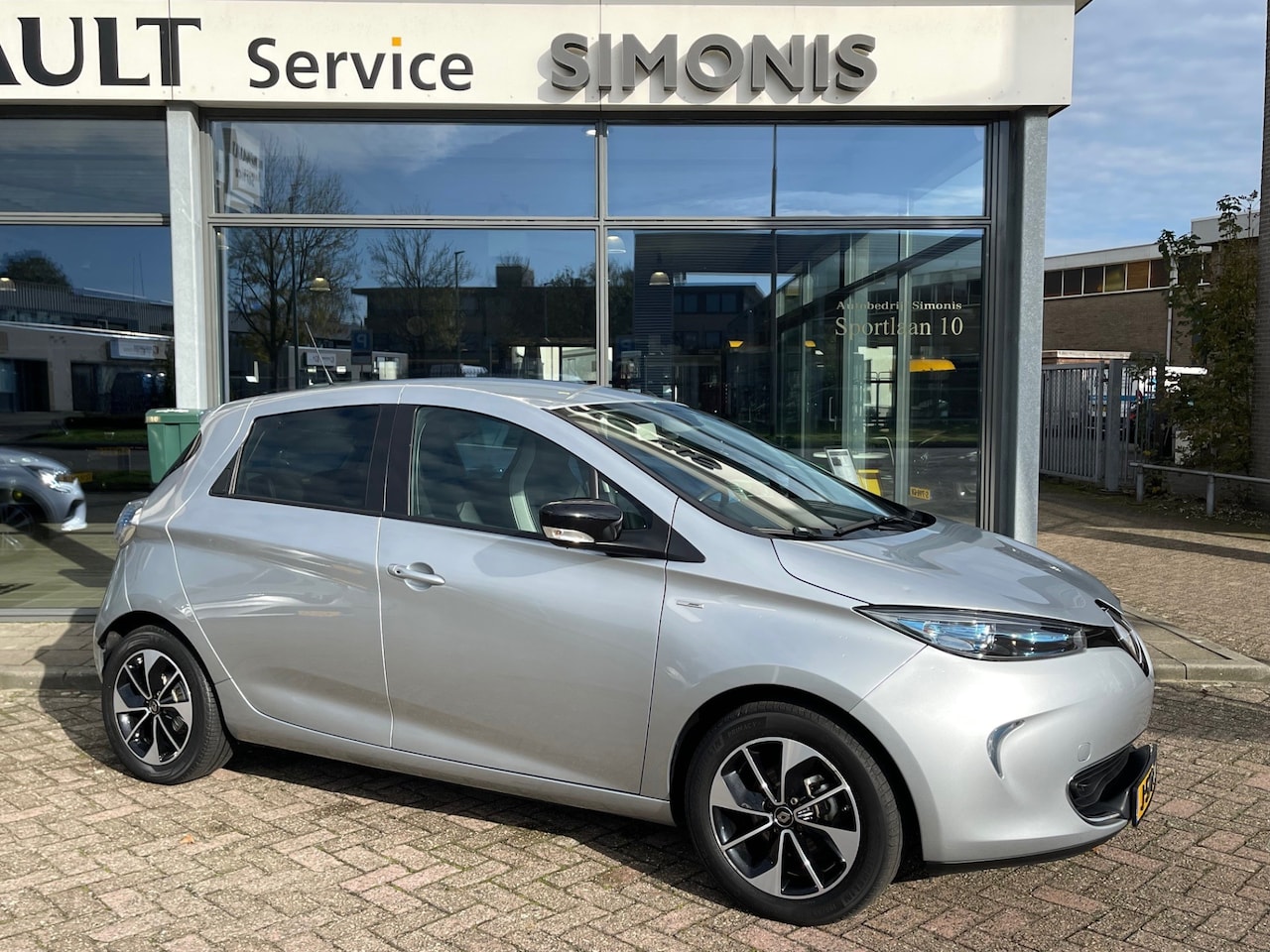 Renault Zoe - R110 Iconic 41 kWh R110 Iconic 41 kWh (ex Accu) - AutoWereld.nl