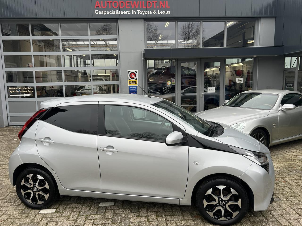 Toyota Aygo - 1.0 12v X-press 5-drs + 12 MND BOVAG - AutoWereld.nl