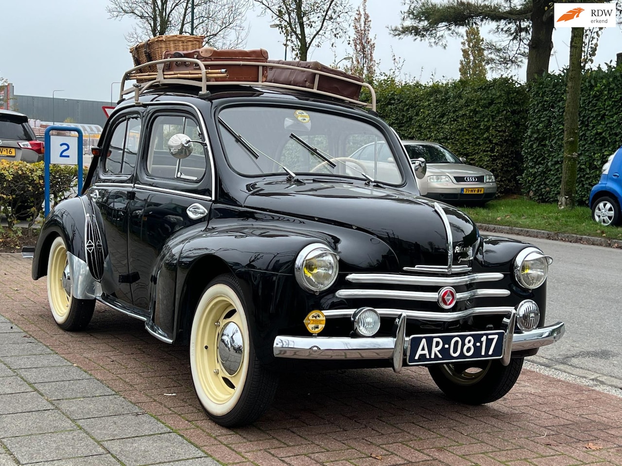 Renault 4 - CV Zeer nette en iconische auto - AutoWereld.nl