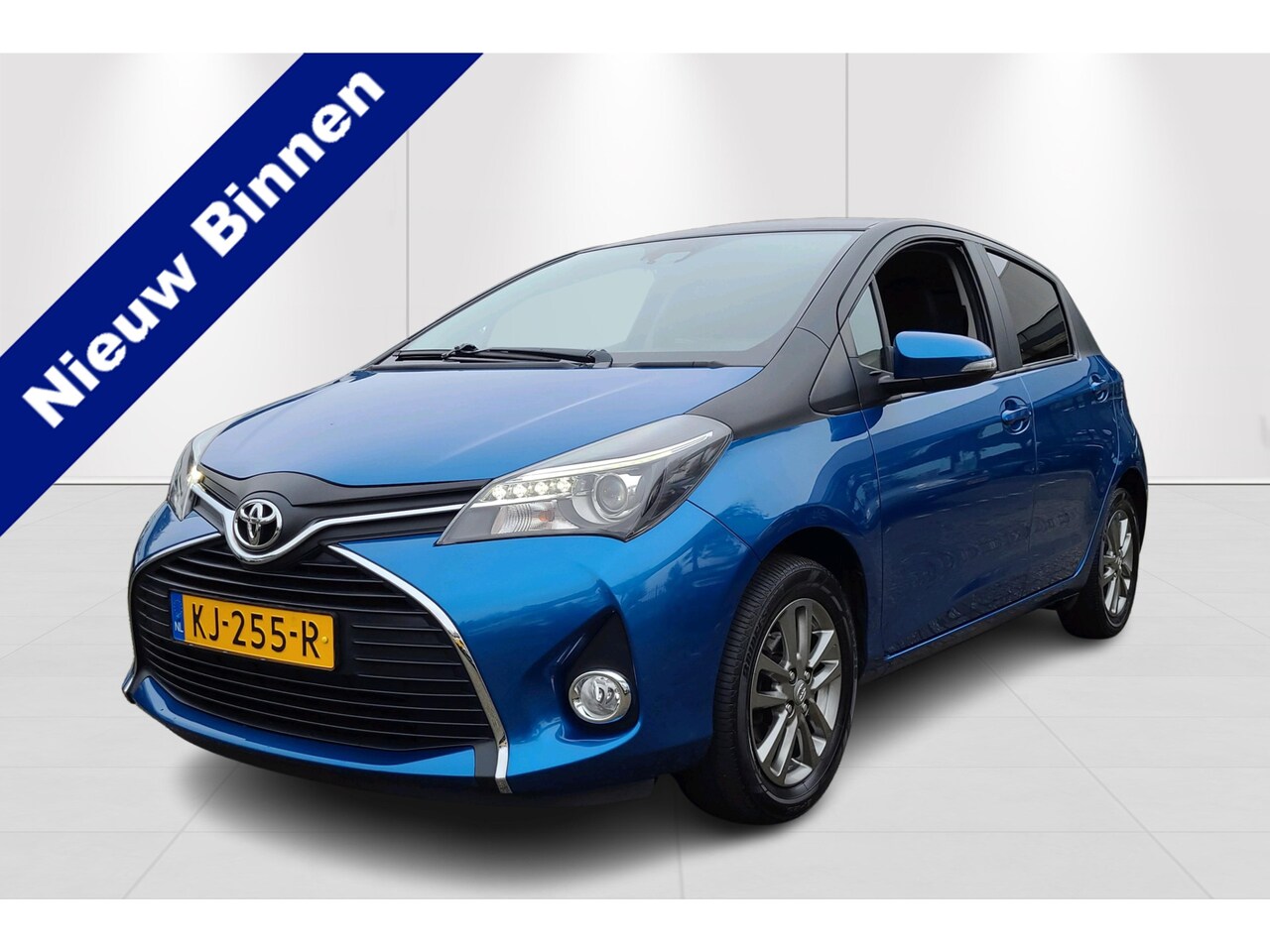 Toyota Yaris - 1.3 VVT-i Trend Bi-Tone " 10 jaar Toyota garantie" Clima/Cruise Control | Licht Metalen Ve - AutoWereld.nl