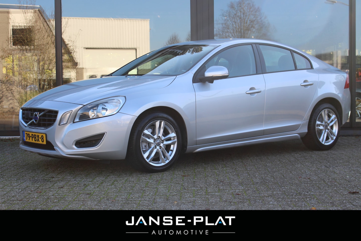 Volvo S60 - 2.0T Intro Edition Adaptive Cruise | Dealer OH | - AutoWereld.nl