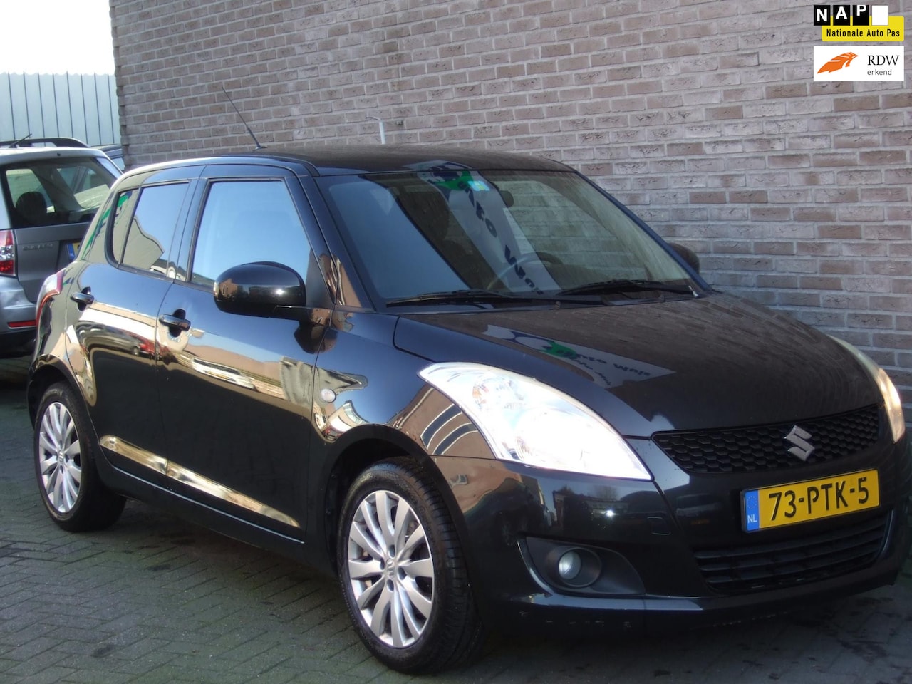 Suzuki Swift - 1.2 Exclusive EASSS - 2e eig! - Stoelverwarming - - AutoWereld.nl