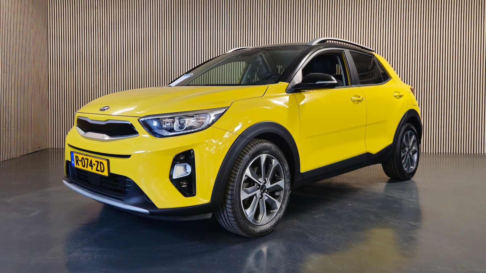 Kia Stonic - 1.0 T-GDi ExecutiveLine - Stoel/Stuurverwarmimg - Apple Carplay/Android auto - Cruise - Na - AutoWereld.nl