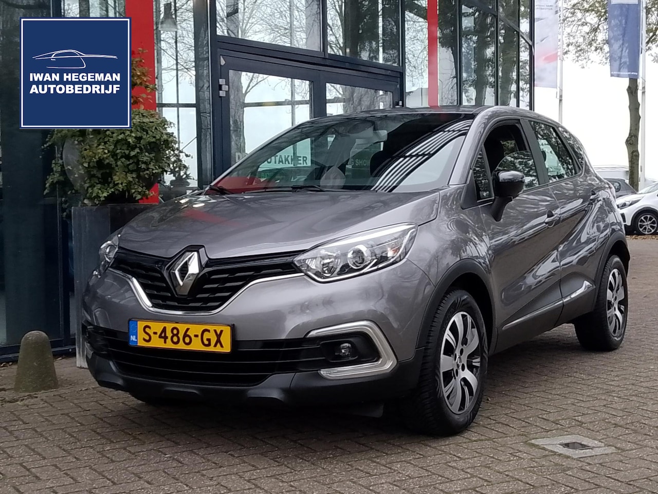 Renault Captur - 0.9 TCe | Navi | ECC | LM Velgen | PDC | Cruise Control - AutoWereld.nl