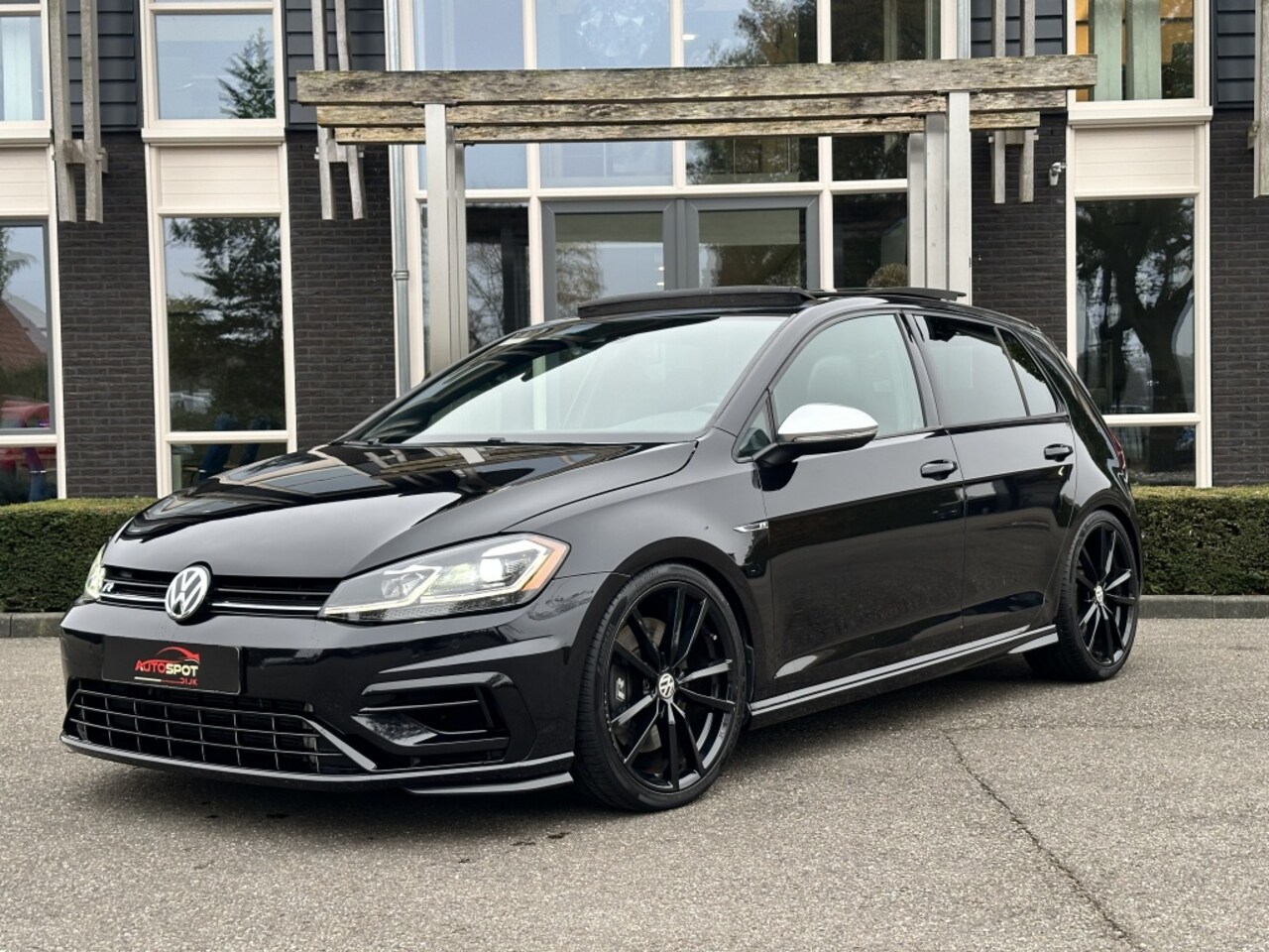 Volkswagen Golf - 2.0 TSI R 4M - AutoWereld.nl