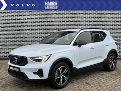 Volvo XC40 - 2.0 B4 Plus Dark | Adaptive cruise control | Trekhaak | Verwarmbare voorruit | Dode hoek d