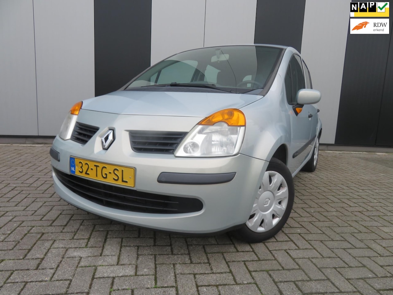 Renault Modus - 1.4-16V Expression Luxe 1.4-16V Expression Luxe - AutoWereld.nl