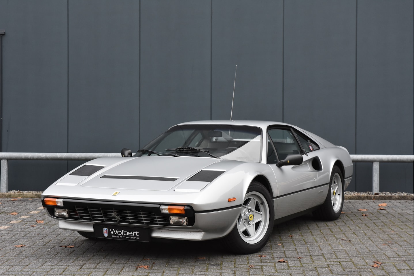 Ferrari 308 - GTB Quatrovalvole - AutoWereld.nl