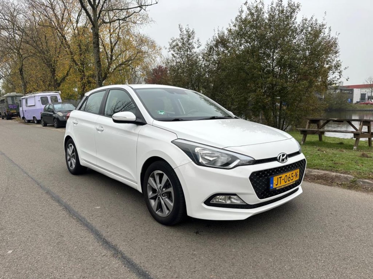 Hyundai i20 - 1.1 CRDI i-Motion Nette en Zuinige auto !! - AutoWereld.nl