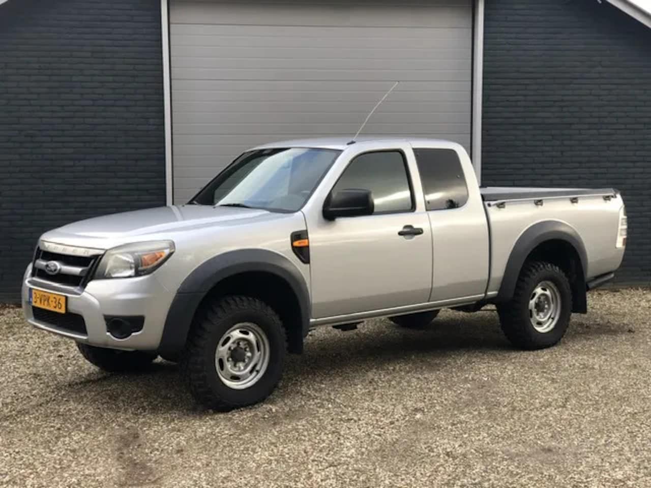 Ford Ranger - SUPERCAB 2.5D 4X4 Pick-up - AutoWereld.nl