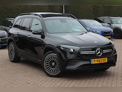 Mercedes-Benz EQB - 250 AMG Line 67 kWh / Night-pakket / Panorama schuifdak / 21.612km / NL Auto