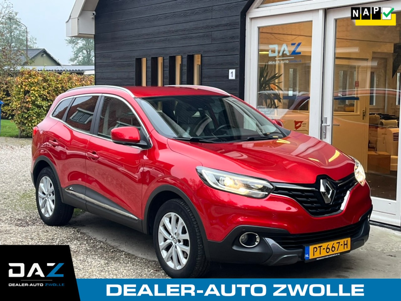 Renault Kadjar - 1.2 TCe Intens Aut/Ecc/Leer/Navi/Lm - AutoWereld.nl