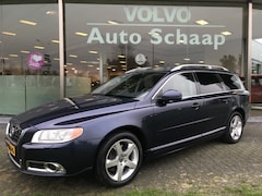 Volvo V70 - 2.0 D3 Limited Edition Automaat | Rijklaar incl garantie | Adaptieve cruise Trekhaak Schui