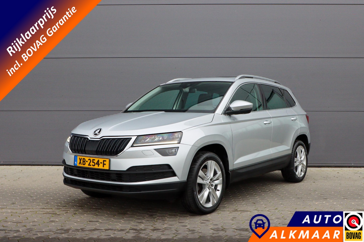 Skoda Karoq - 1.5 TSI ACT Style Business | Trekhaak | Standkachel | 3 achterstoelen | Rijklaarprijs - in - AutoWereld.nl