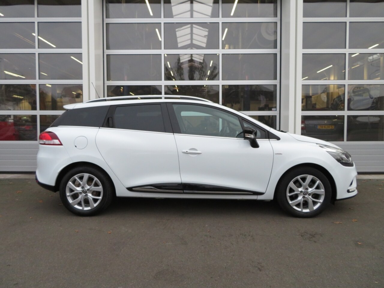 Renault Clio Estate - 0.9 TCe Limited 0.9 TCe Limited - AutoWereld.nl