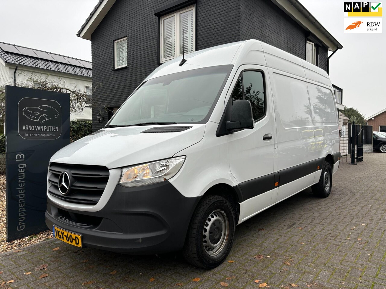 Mercedes-Benz Sprinter - 314 CDI Automaat L2 H2 / Airco / Cruise - AutoWereld.nl