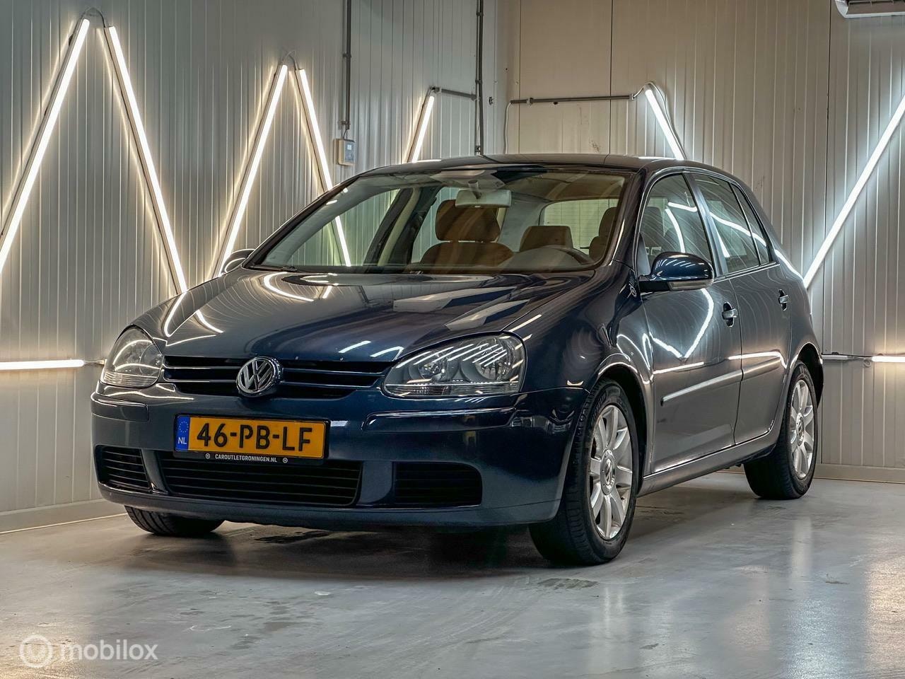 Volkswagen Golf - 1.4 FSI Comfortline | AIRCO | CRUISE | LMV - AutoWereld.nl