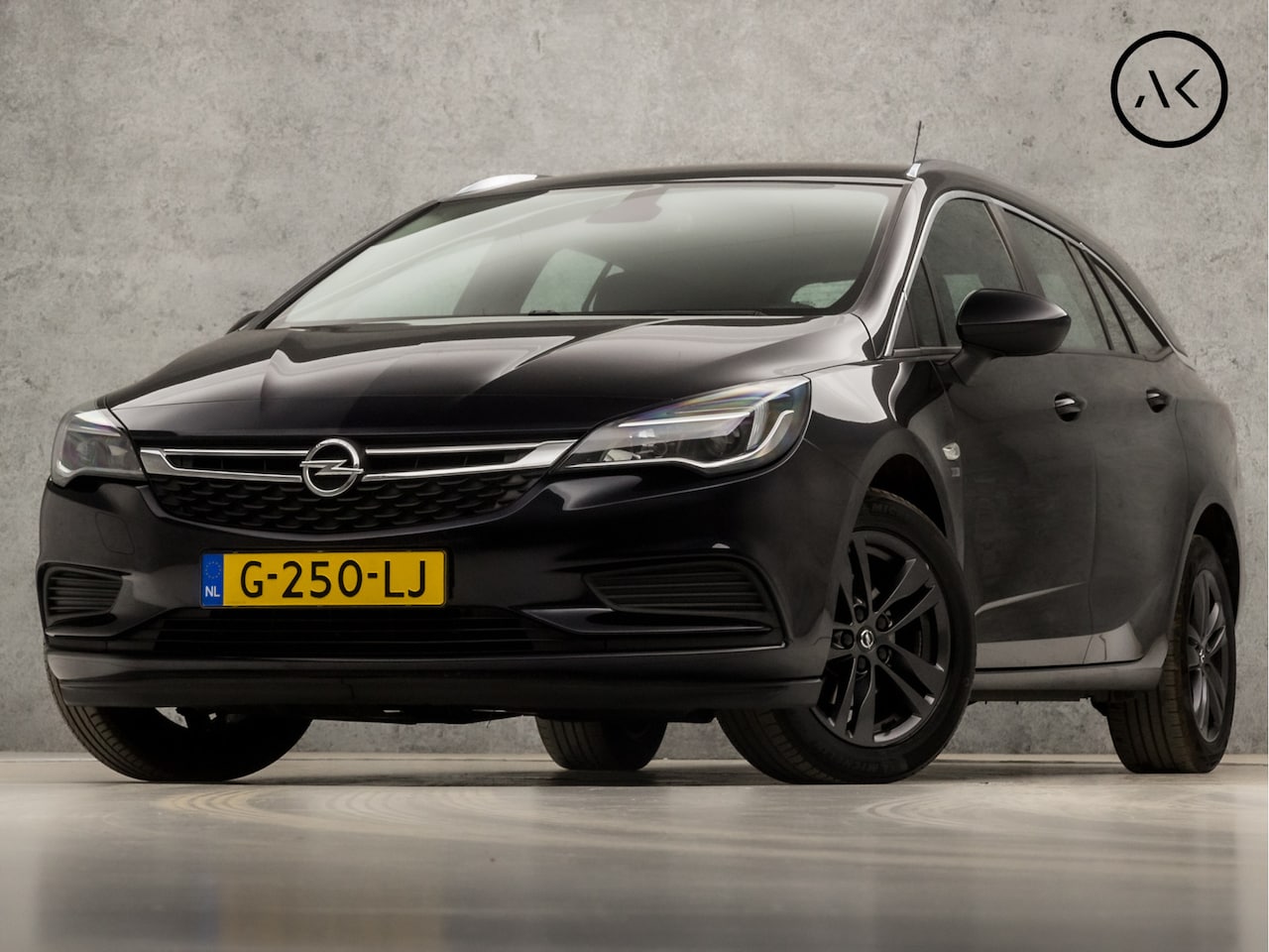 Opel Astra Sports Tourer - 1.0 Turbo 120 Jaar Edition (APPLE CARPLAY, NAVIGATIE, CRUISE, SPORTSTOELEN, ELEK PAKKET, A - AutoWereld.nl