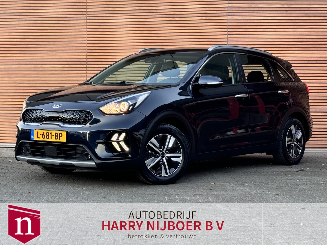 Kia Niro - 1.6 GDi Hybrid DynamicLine Navi / Camera / verwarmde stoel / Trekhaak - AutoWereld.nl