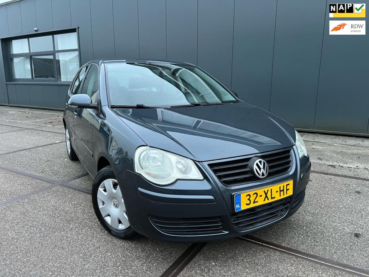 Volkswagen Polo - 1.4-16V Optive - 1 JAAR APK - AIRCO - NAP - AutoWereld.nl