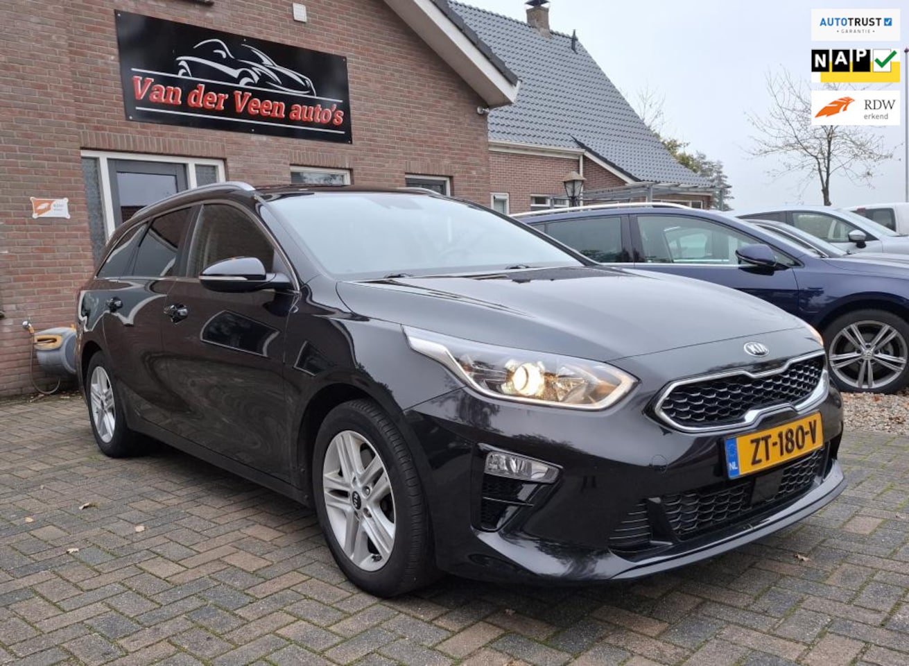 Kia Cee'd Sportswagon - Ceed 1.0 T-GDi DynamicPlusLine. 1ste eig, navi, stoel-,stuurverw, carplay. Prijs rijklaar - AutoWereld.nl