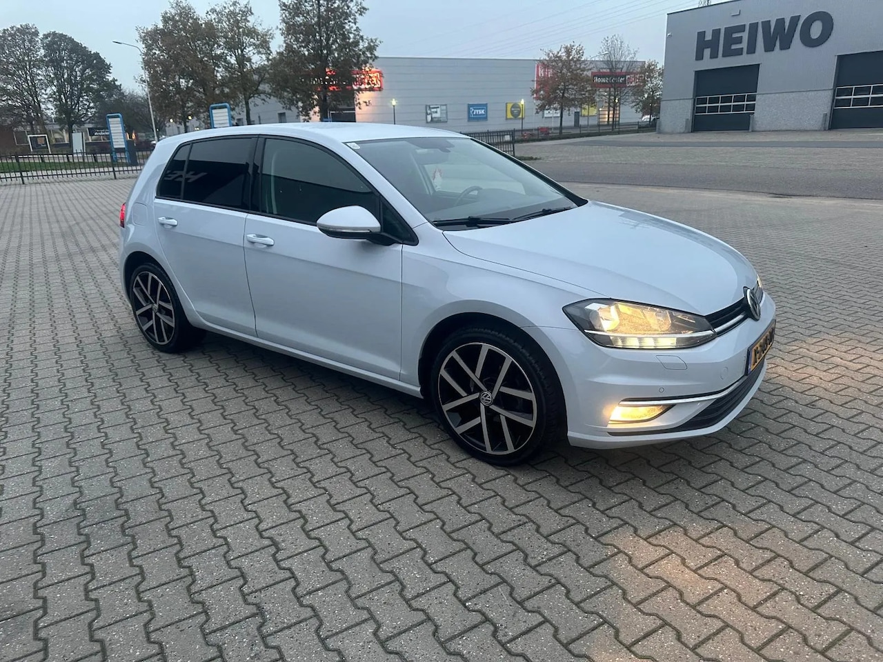 Volkswagen Golf Variant - AutoWereld.nl