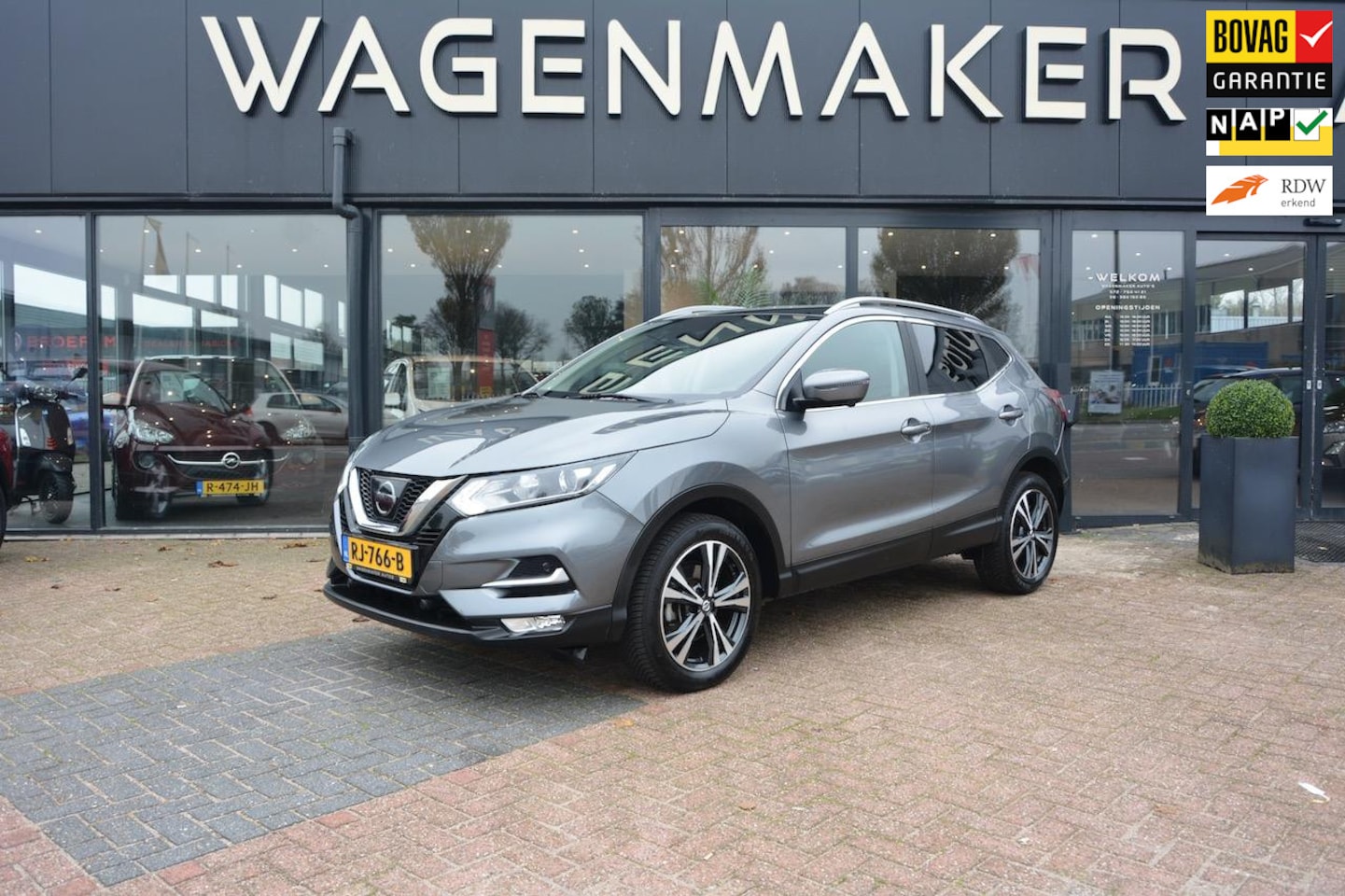 Nissan Qashqai - 1.2 N-Connecta PANO|Cruise|NAVI|Cam|DealerOH - AutoWereld.nl