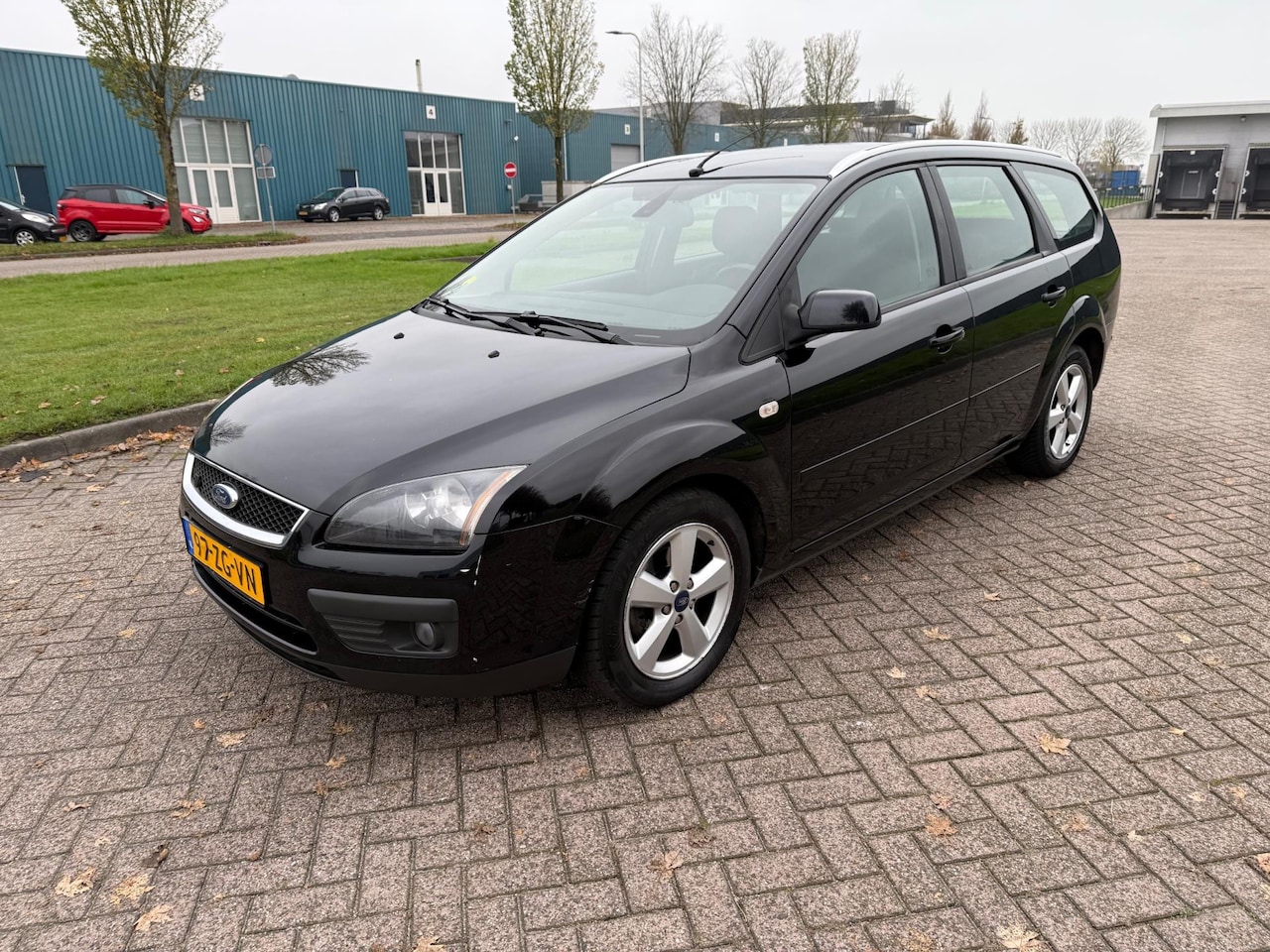 Ford Focus Wagon - 1.8-16V Ambiente FlexiFuel 1.8-16V Ambiente Flexifuel - AutoWereld.nl