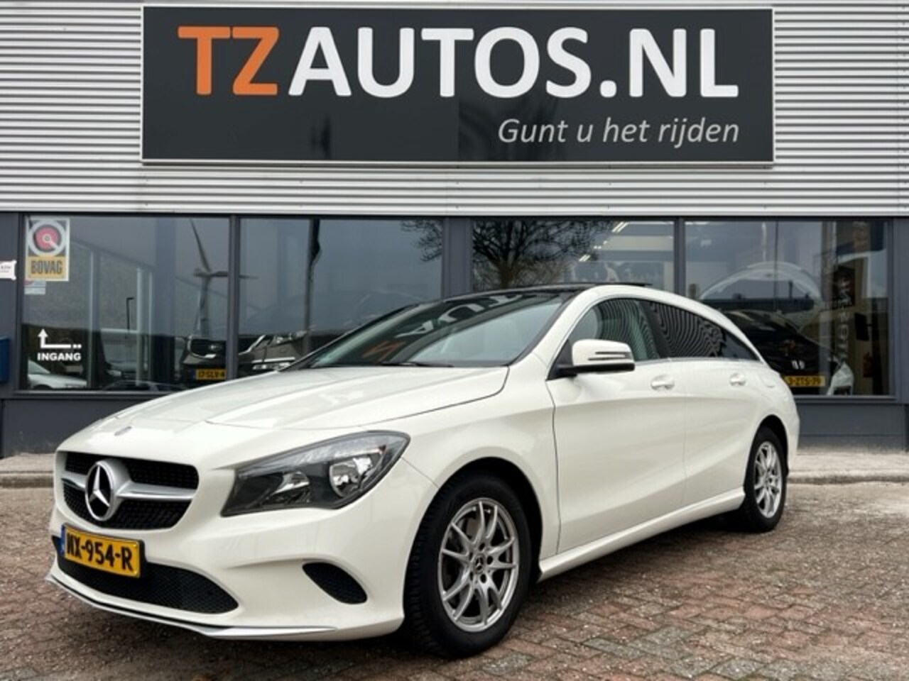 Mercedes-Benz CLA-klasse Shooting Brake - 180 180 - AutoWereld.nl