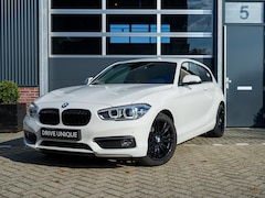 BMW 1-serie - 118i High Executive, Origineel Nederlands Navi Prof., Leder, Trekhaak, Parkeersensoren V+A