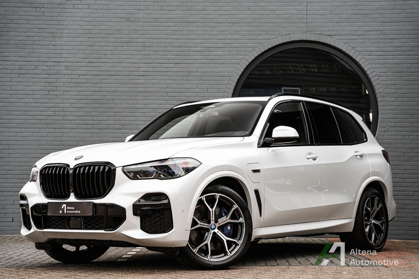 BMW X5 - xDrive45e High Executive - AutoWereld.nl