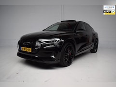 Audi e-tron Sportback - 50 quattro 71 kWh PANORAMADAK / CAMERA / 22INCH / HEAD-UP / LEER / LUCHTVERING / CARPLAY