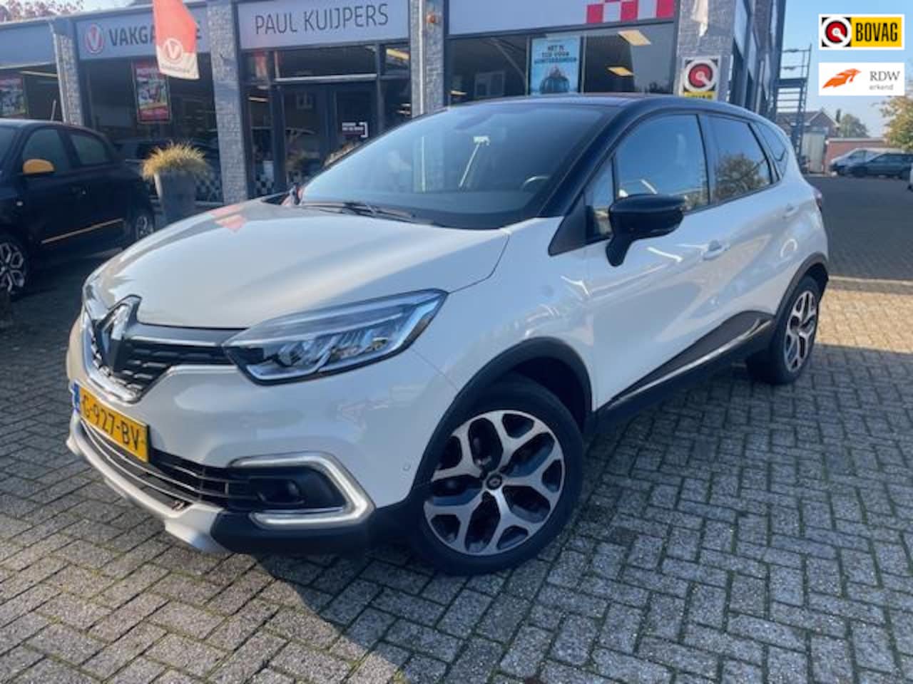 Renault Captur - 0.9 TCe 90 Intens *OP AFSPRAAK ! + camera + navi + clima* - AutoWereld.nl